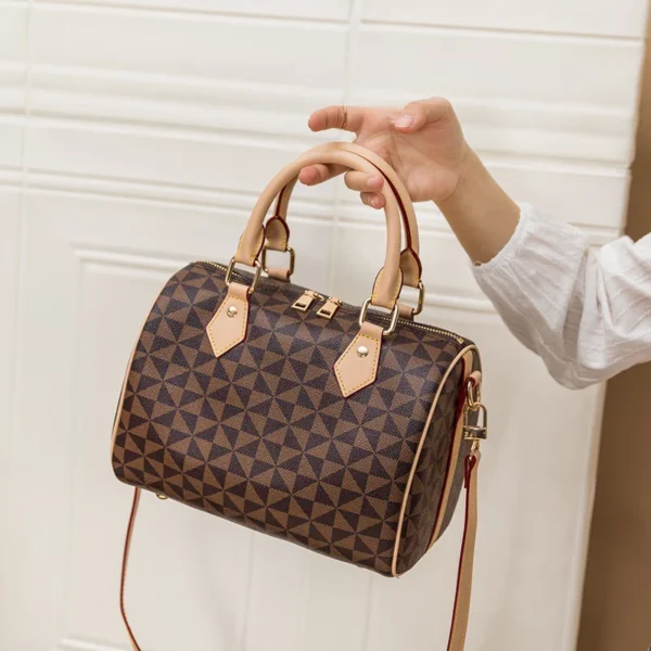 Luxury Diamond Pocket High Quality Handbag for Women - Image 2
