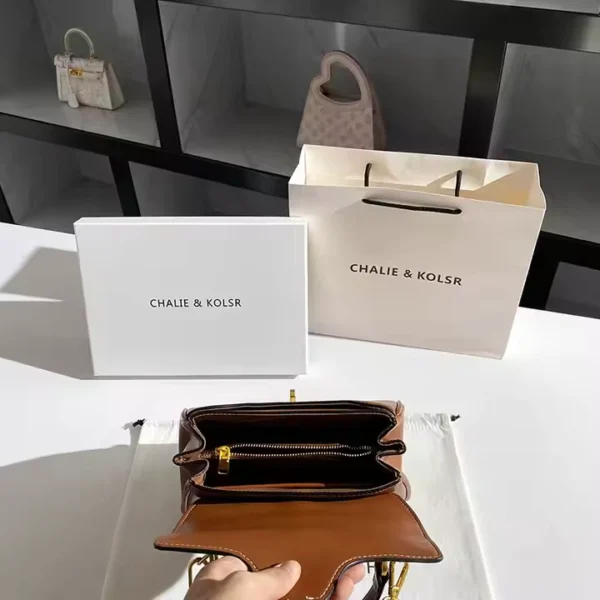 High-Class Feeling Foreign Style Side Bag For Ladies - Image 5