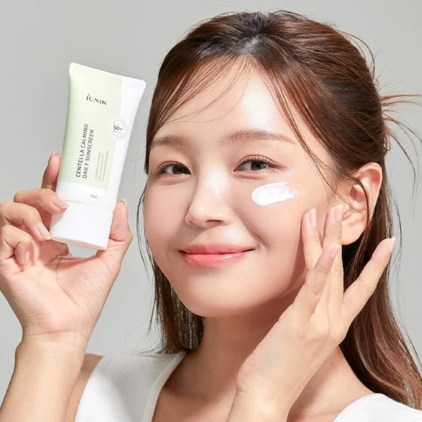 IUNIK Centella Calming Daily Sunscreen 60ml - Image 4